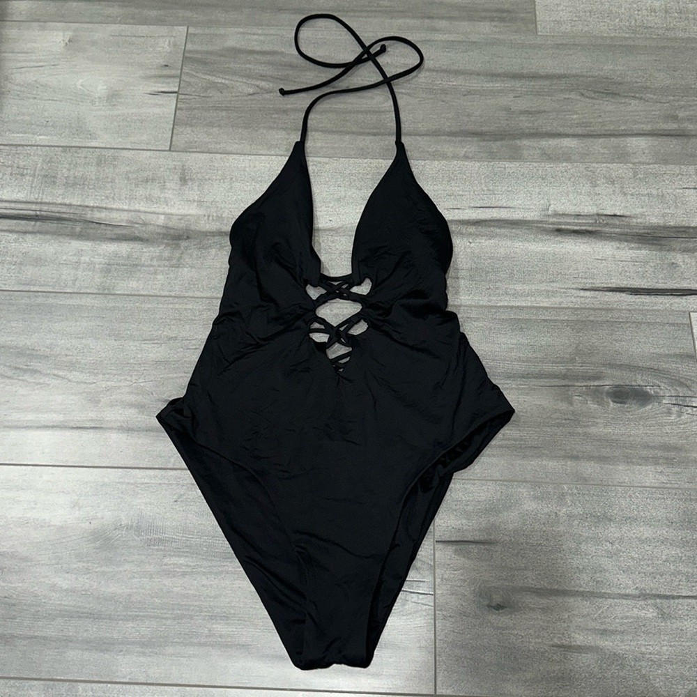 Isabella Rose One piece swimsuit